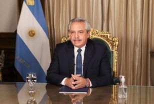 Alberto Fernándz en cadena nacional
