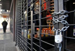 Restricciones locales cerrados