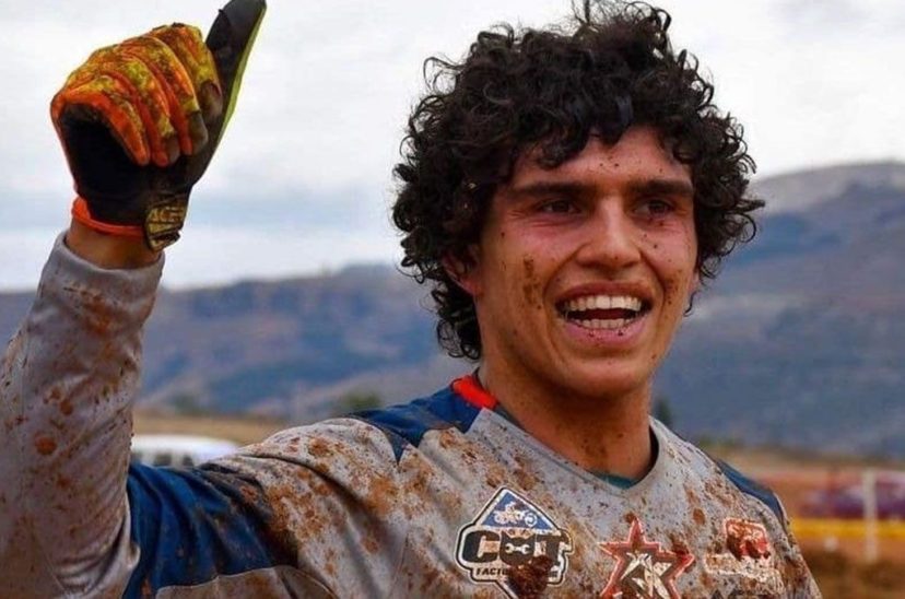 Falleció Alberto "Wey" Zapata.