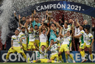 Defensa y Justicia gritó campeón.