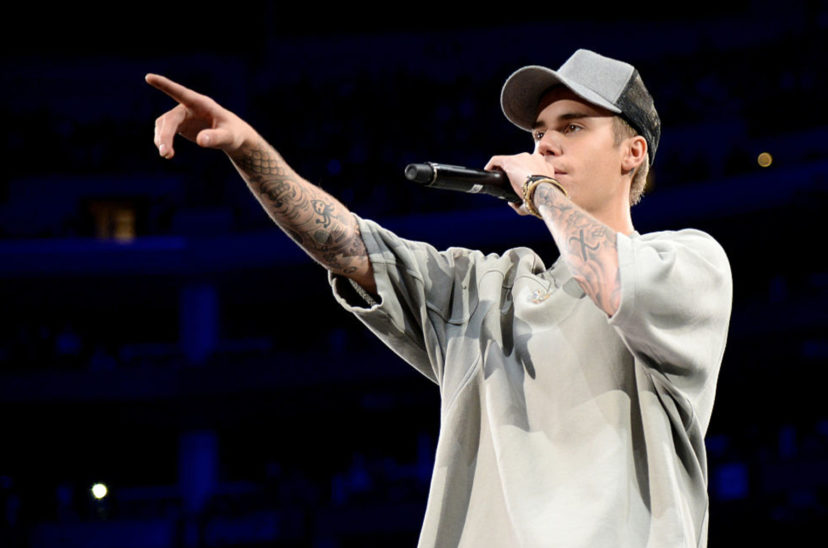 Justin Bieber y una lanzamiento inesperado.