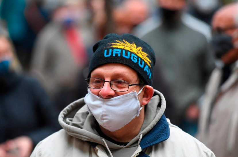 Aumentan los contagios en Uruguay.