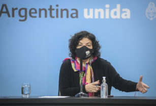 Carla Vizzotti Ministra Salud Vacunas AstraZeneca