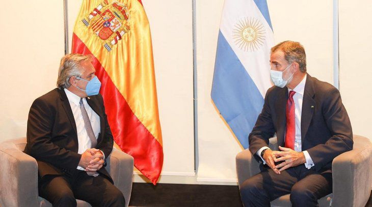 Alberto Fernández Gira Europa Rey España