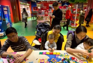 Familia China