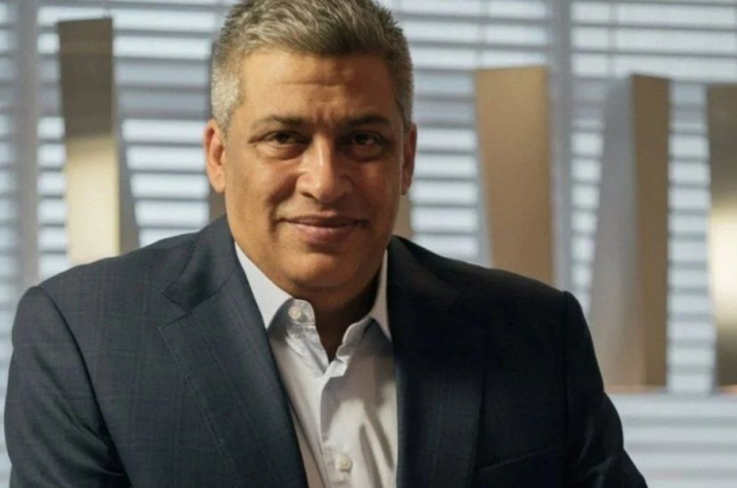 Carlos Rosales