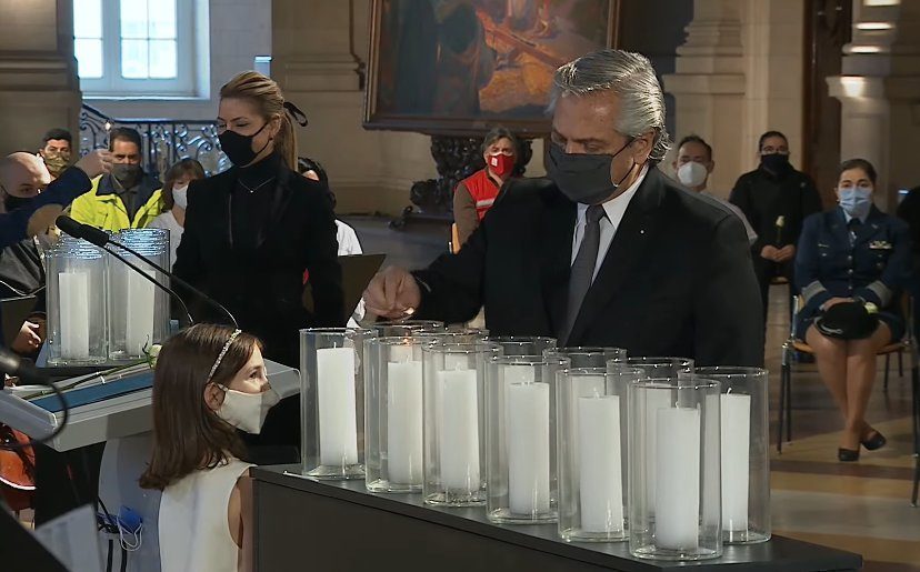Alberto Fernández fallecidos covid