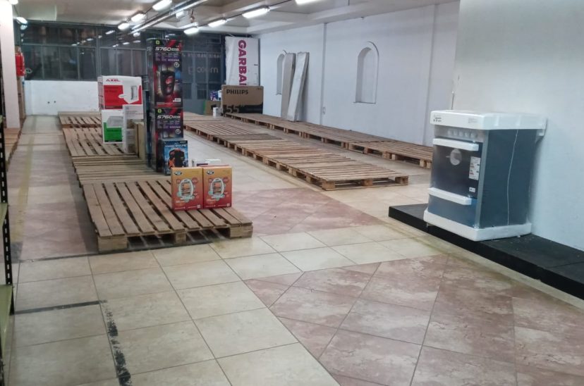 Cierre Garbarino Deposito Vacío