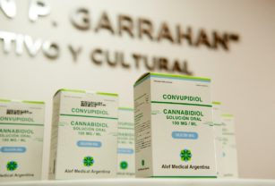 Frascos cannabis