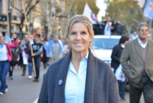 Cynthia Hotton