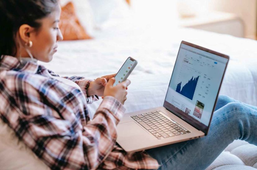 mujer financiera