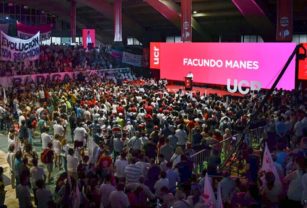 Acto UCR