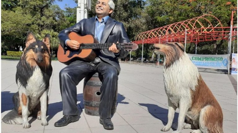 Estatua Alberto Fernández Formosa