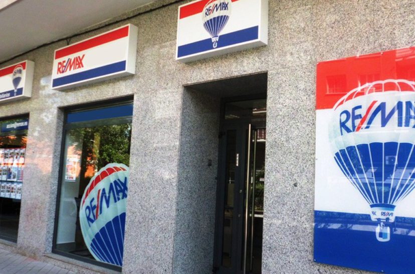 REMAX