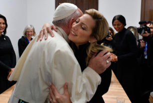 Papa Fabiola Yañez