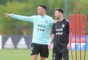 Messi Scaloni AFA