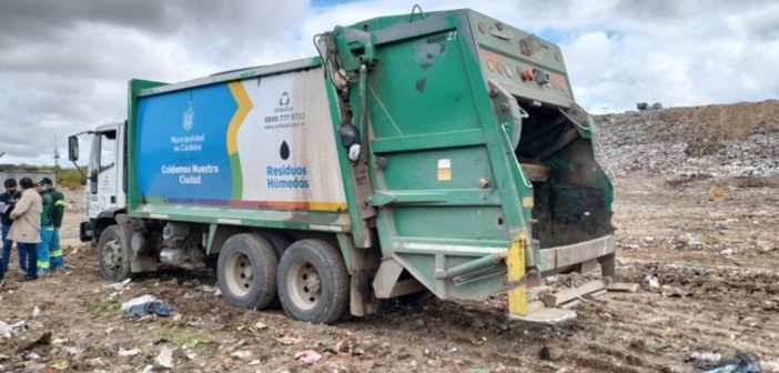 Encontraron el cadáver de un bebé en un camión de basura