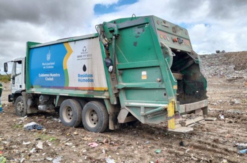 Encontraron el cadáver de un bebé en un camión de basura