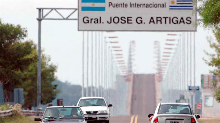 Entrada a Uruguay