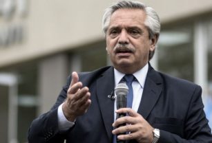 Alberto Fernández