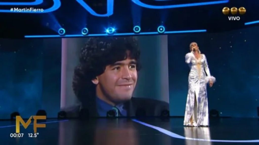 Homenaje a Maradona