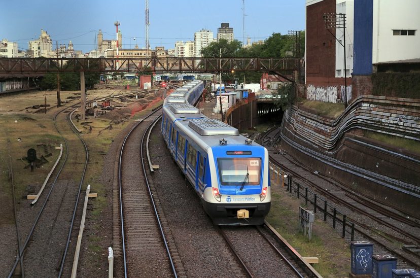 Tren Sarmiento