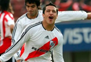Alexis Sánchez River