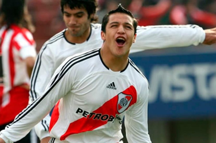 Alexis Sánchez River