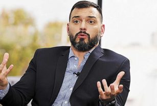 álvarez agis