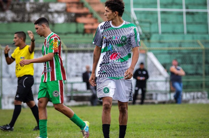 Futbolista brasileño