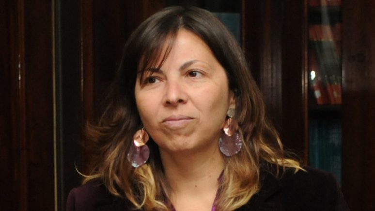 la designación de Batakis