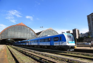 Tren Mitre