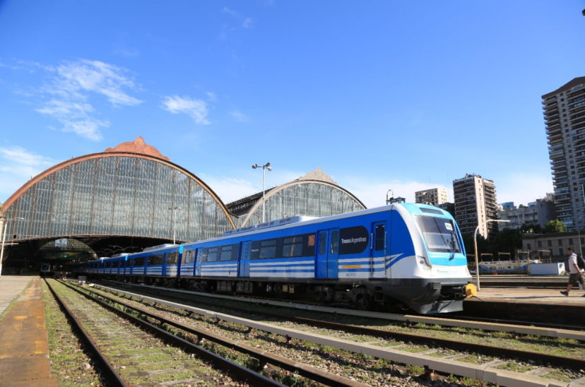 Tren Mitre