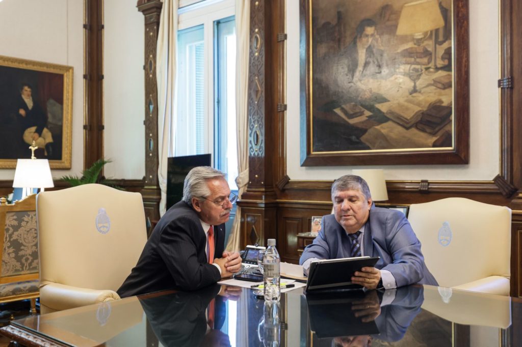 mayans reunido con alberto fernández
