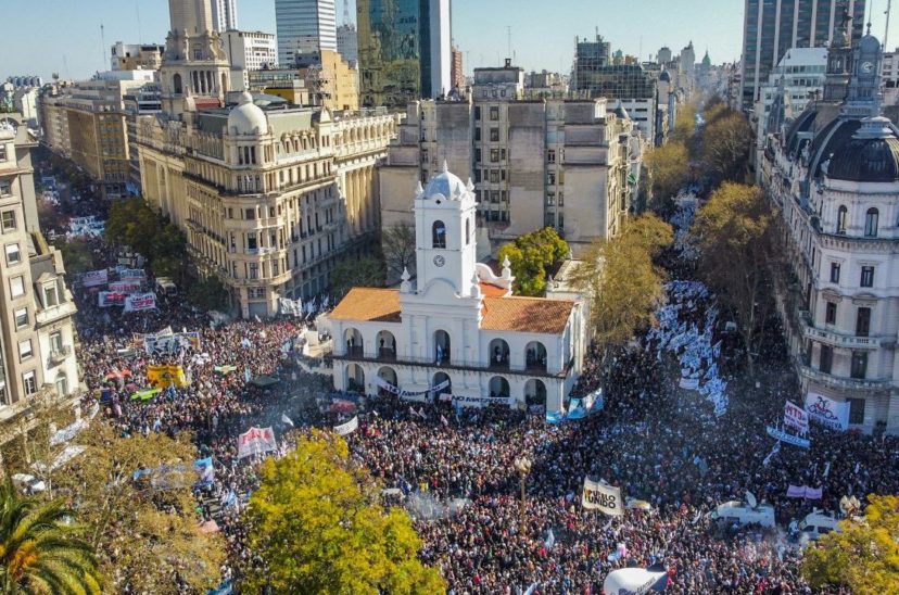 plaza de mayo sindicatos