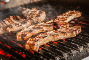 tira asado argentino parrilla