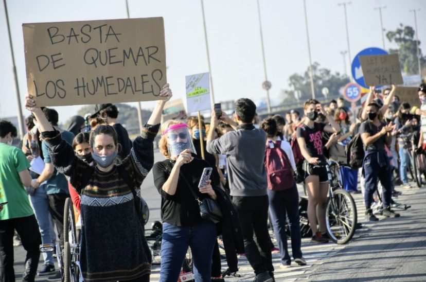 corte y acampe en el puente rosario-victoria