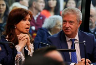 cristina kirchner y su abogado alberto beraldi