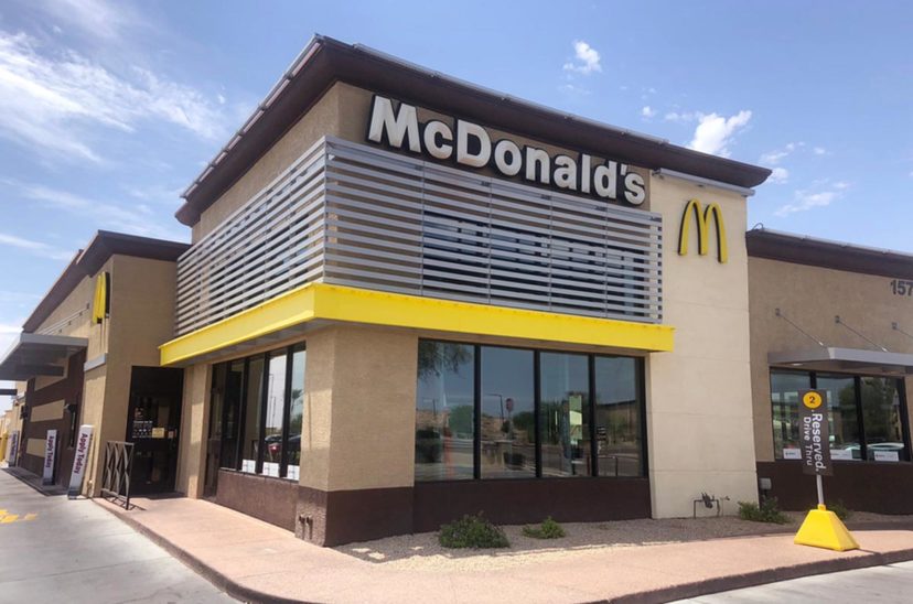 mc donalds en parque independencia