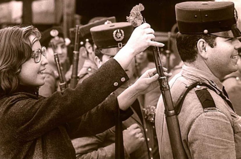revolucion de los claveles