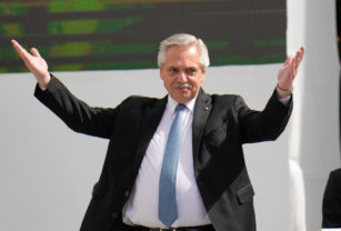 Alberto Fernández