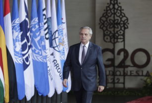 Alberto Fernández