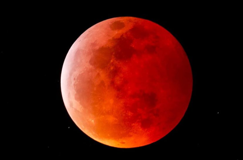 Luna roja