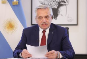 Alberto Fernández Polonia