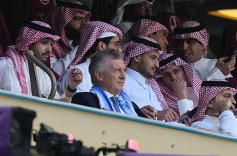 Macri, acusado de mufa