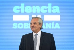 Alberto Fernández