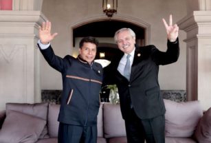 El gobierno argentino apoyó a Pedro Castillo.