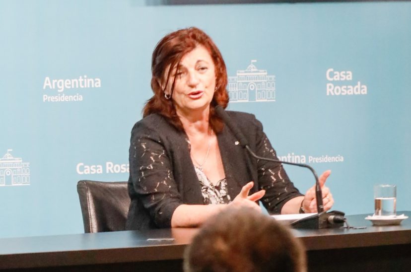 Kelly Olmos habló sobre el bono de fin de año.
