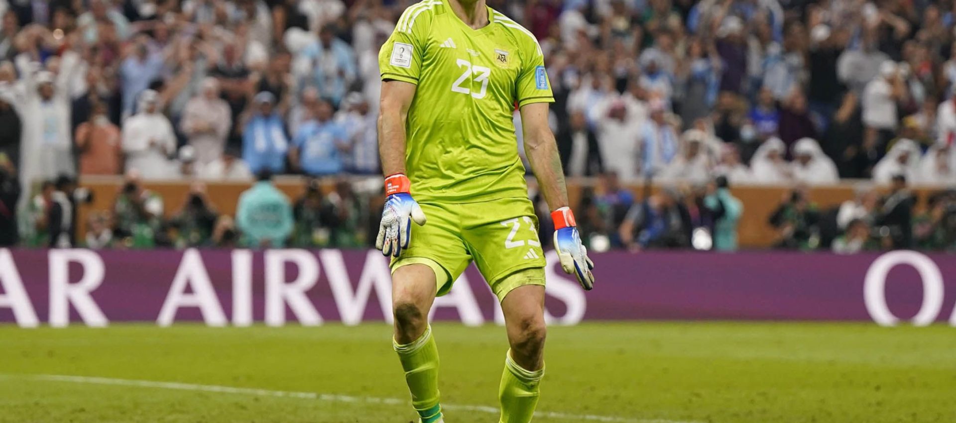 Dibu Martínez