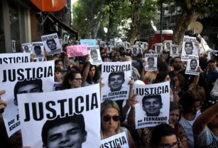Marcha por Fernando Báez Sosa.